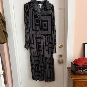 H&M Geometric Black and White Women Dress